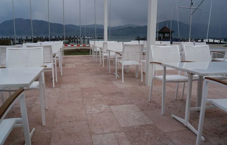 Natural stone slabs