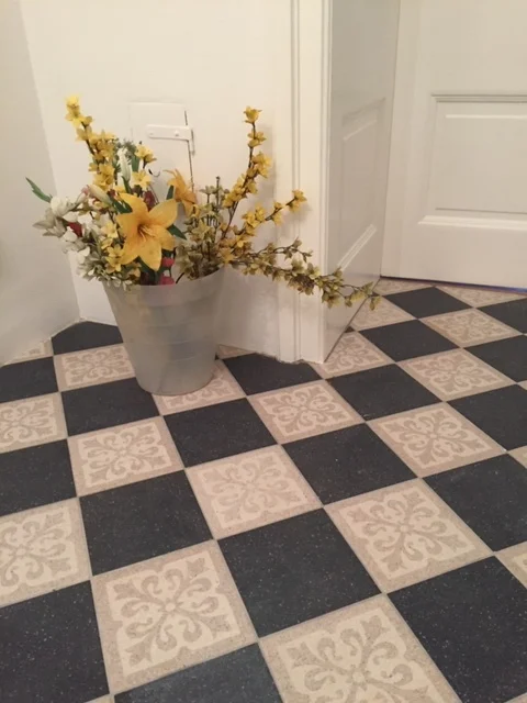 Stairwell – image 2