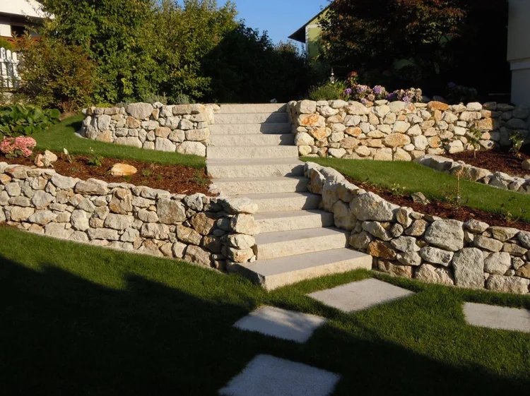 Sandstone Mint, natural stone steps and slabs, timeless 2