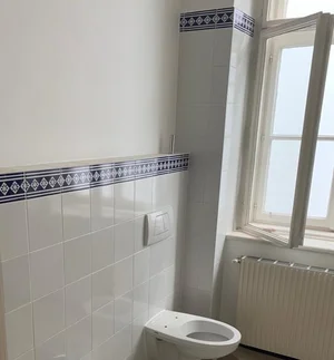 Francesco de Maio toilet, hand-painted