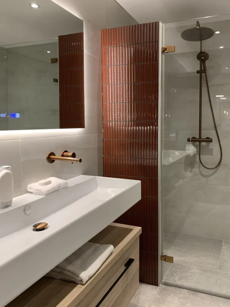 Sevilla KitKat Terra Red Glossy – Mosaik von The Mosaic Factory
